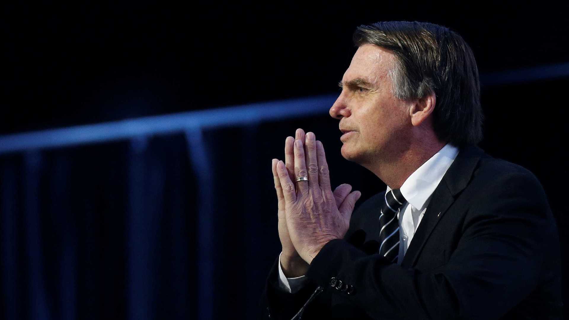 Após nova cirurgia, Jair Bolsonaro passa bem, dizem médicos