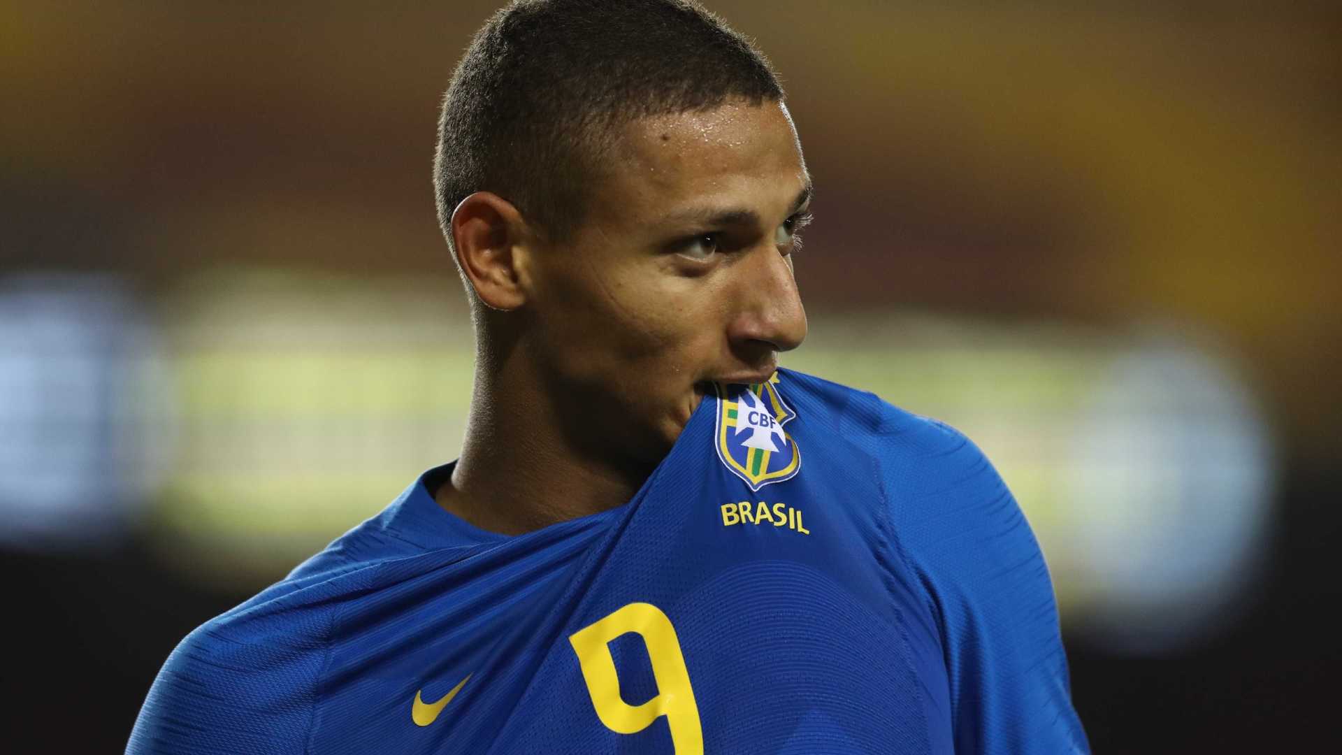 Richarlison celebra primeiros gols pela seleção: ‘Sonho realizado’