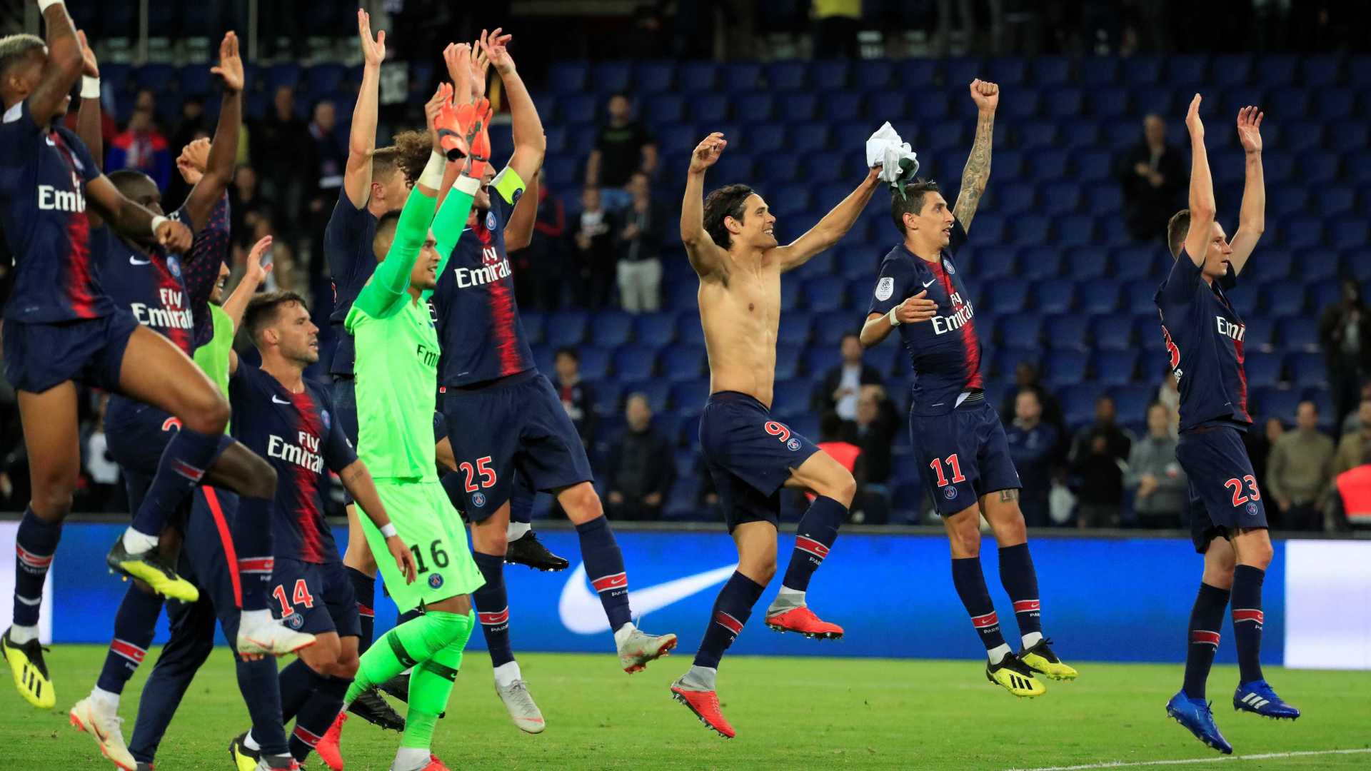 Sem Mbappé e Neymar, PSG goleia Saint-Étienne e segue 100% no Francês