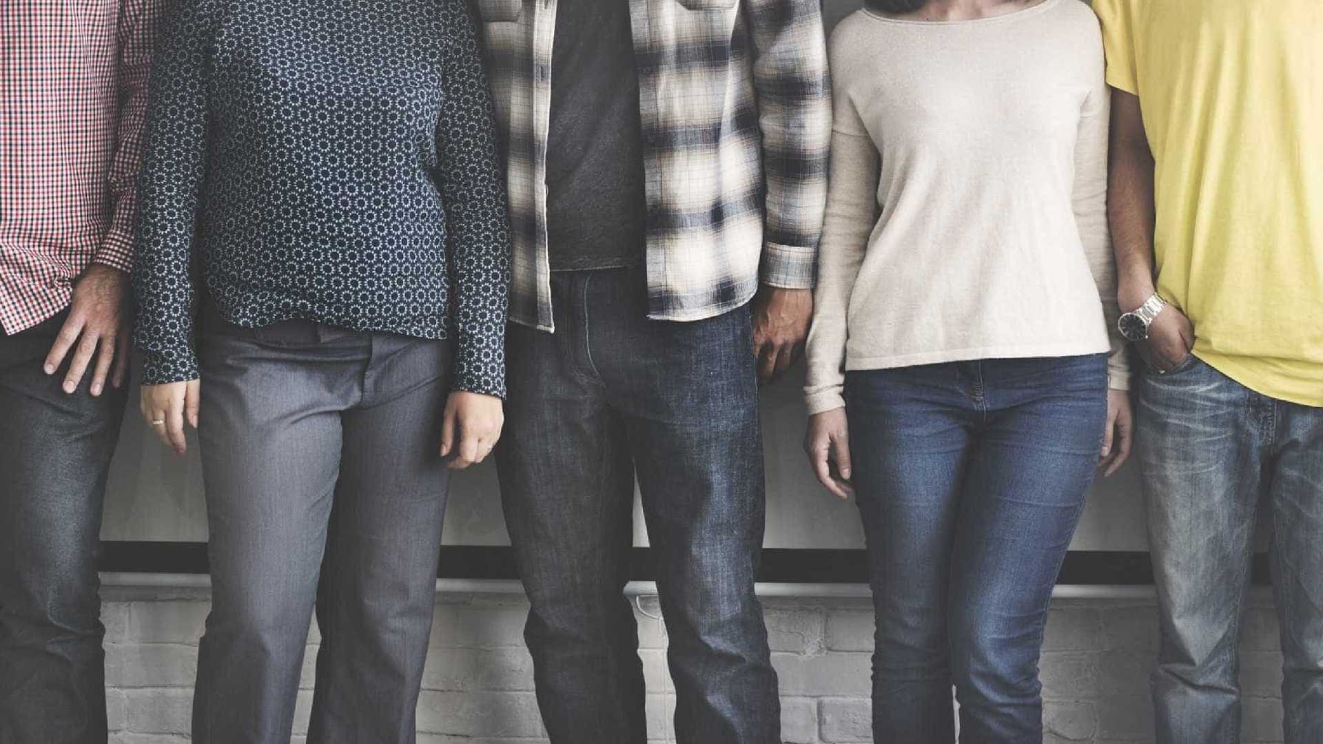 Em 2017, salário médio dos homens foi 17% maior do que o das mulheres