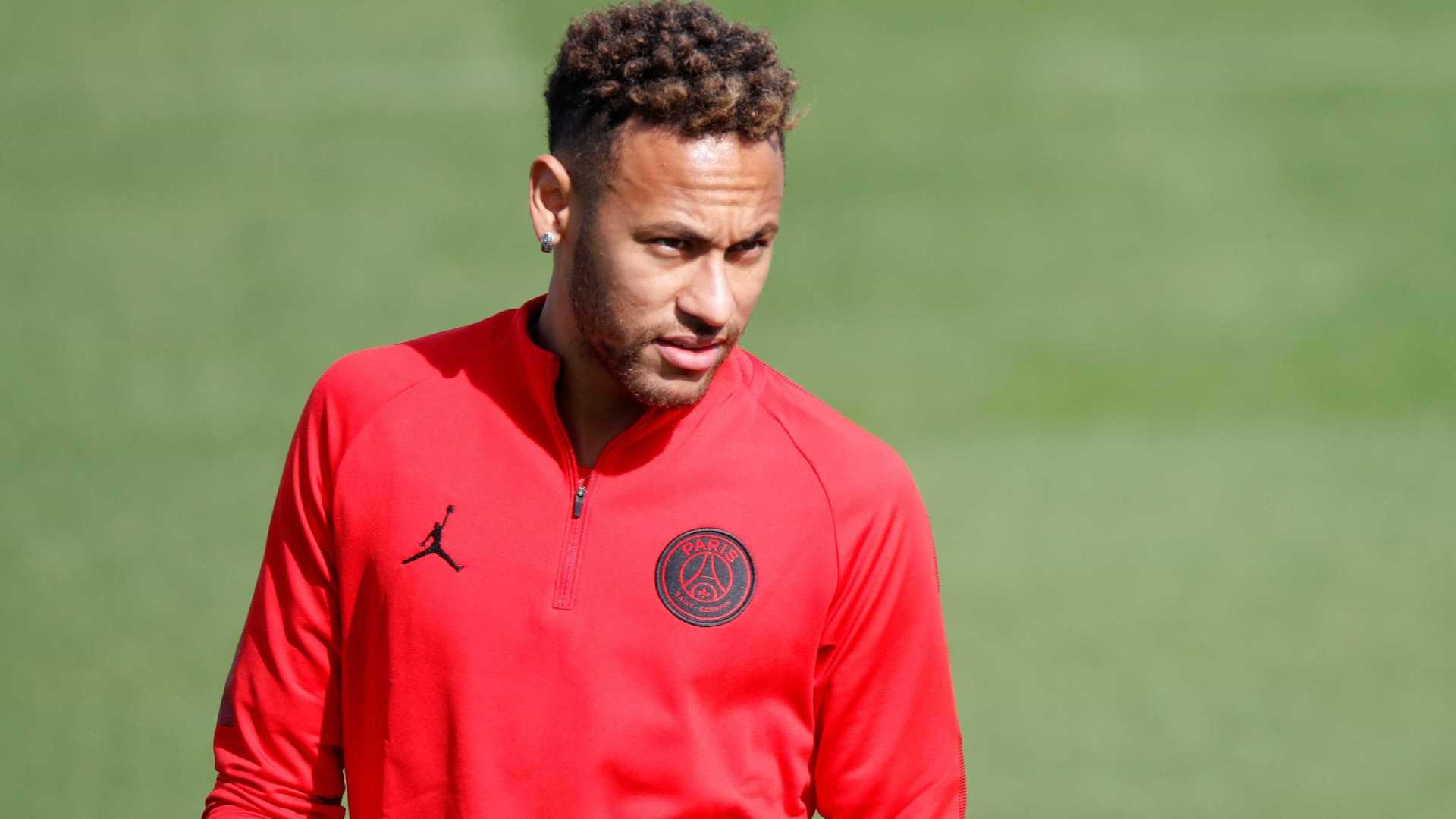 Neymar declara apoio a Romário, candidato a governador do RJ