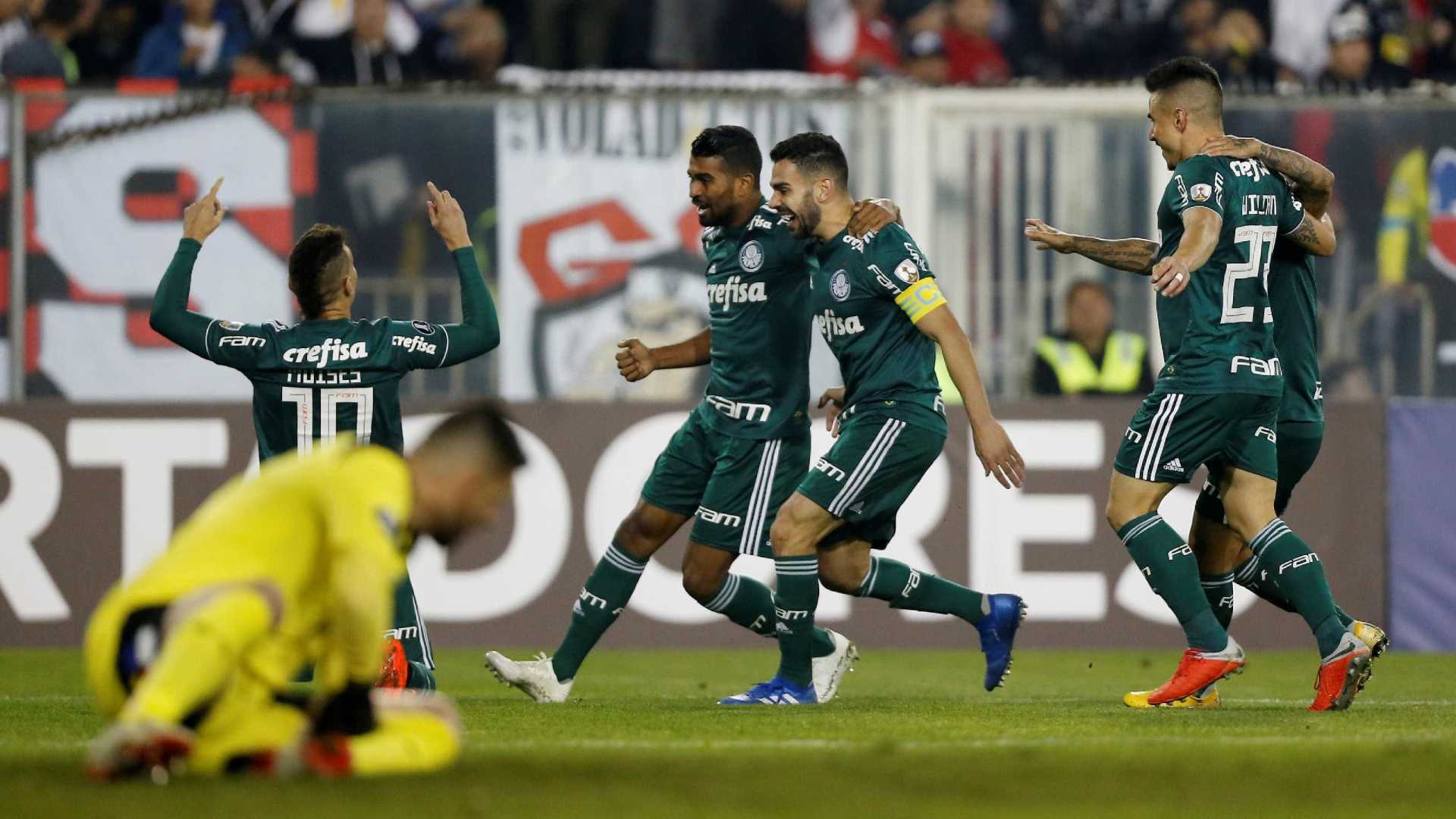 Palmeiras vence Colo-Colo e encaminha classificação na Libertadores