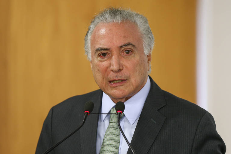 Na berlinda. Temer e mais 10 indiciados no inquérito dos portos