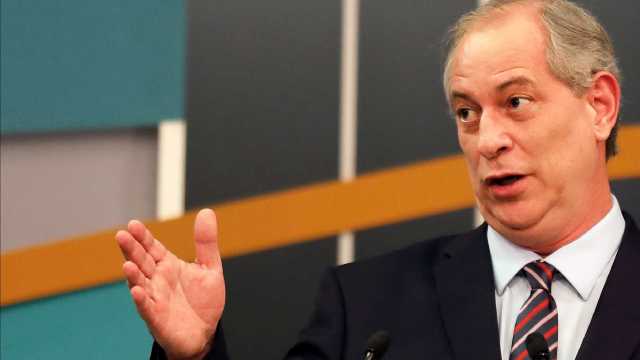 ‘Nunca mais quero pisar nesse lugar’, diz Ciro após debate na Globo