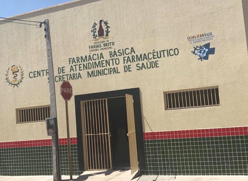 Farias Brito garante o fornecimento de remédios para a população