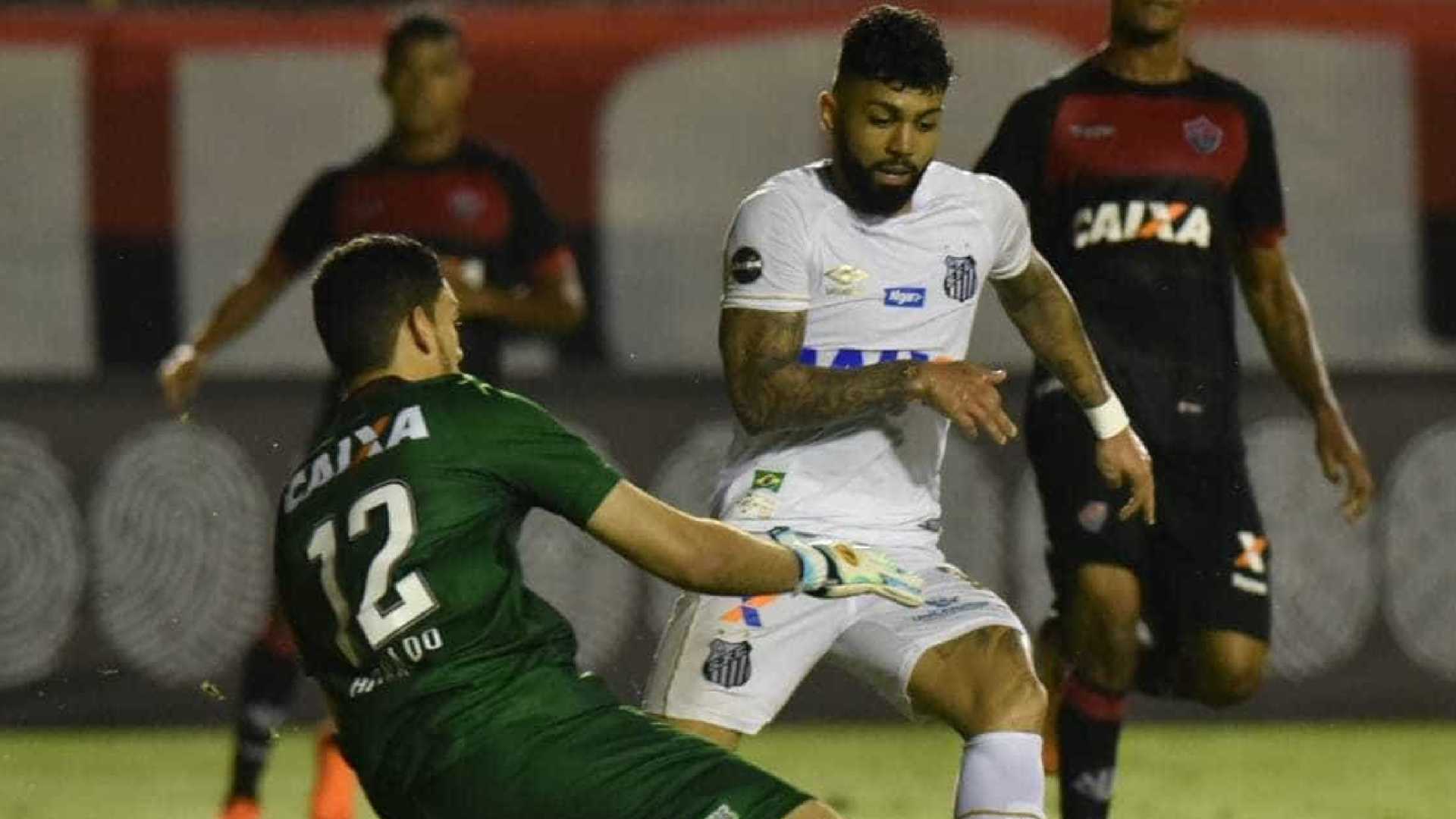 Santos vence a segunda consecutiva e pula para 7º lugar no Brasileiro