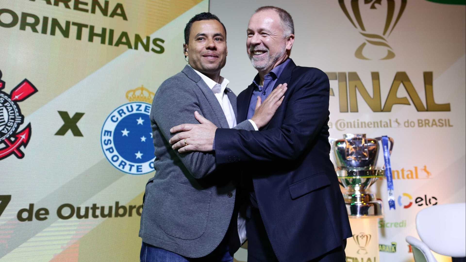 Cruzeiro e Corinthians decidem Copa do Brasil com planejamentos opostos