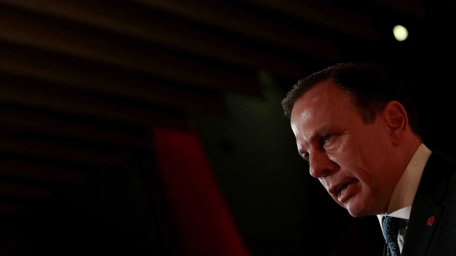 Prefeitura de SP não paga conta e corredor verde de Doria definha