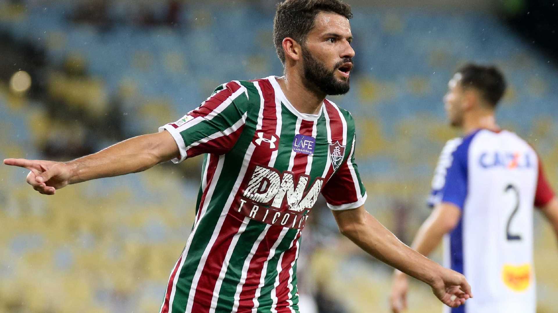 Fluminense goleia Paraná e cria ‘gordura’ em luta contra degola