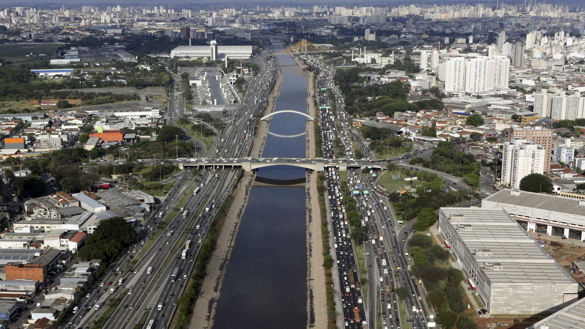 Supertúnel abaixo da marginal Tietê é mais um passo para despoluição