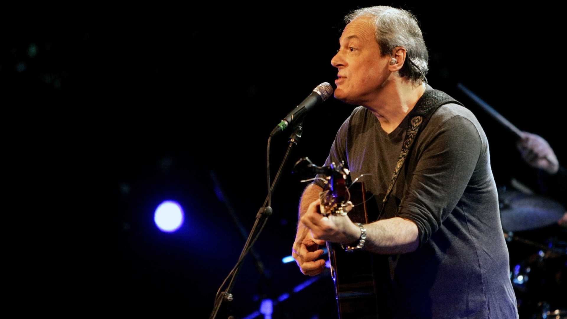 Toquinho diz que geração atual é ‘passiva e perdida historicamente’