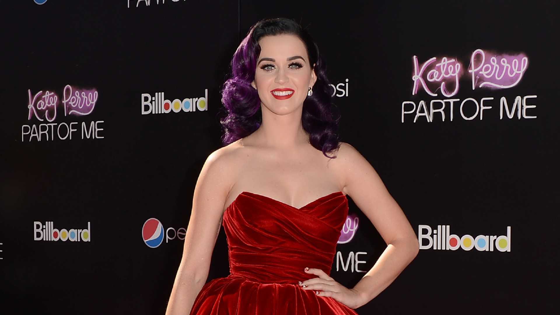 Katy Perry faz 34 anos e tem músicas na lista de mais buscadas da web