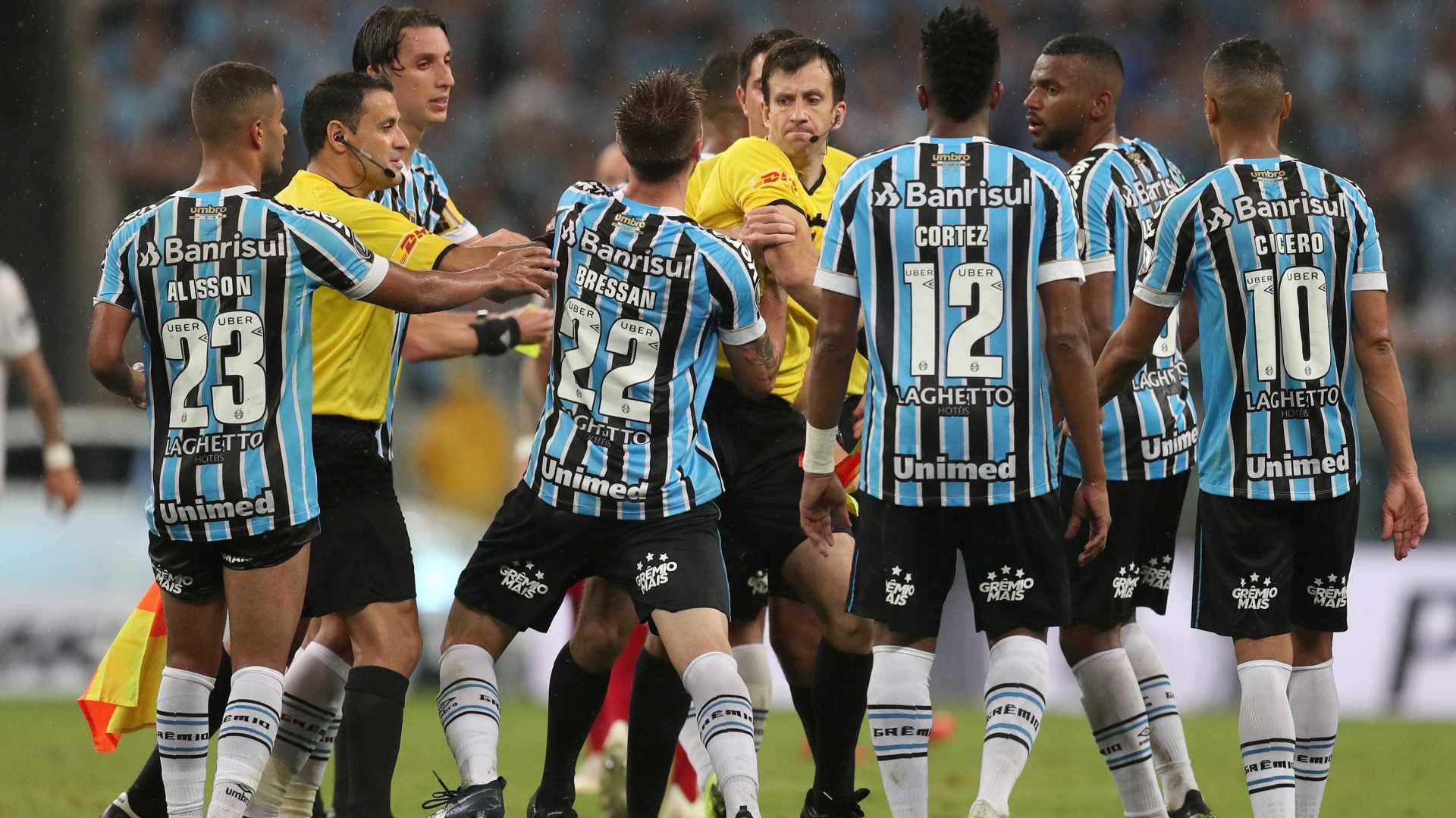 ‘Grêmio foi roubado’, diz Renato Gaúcho sobre VAR em gol do River