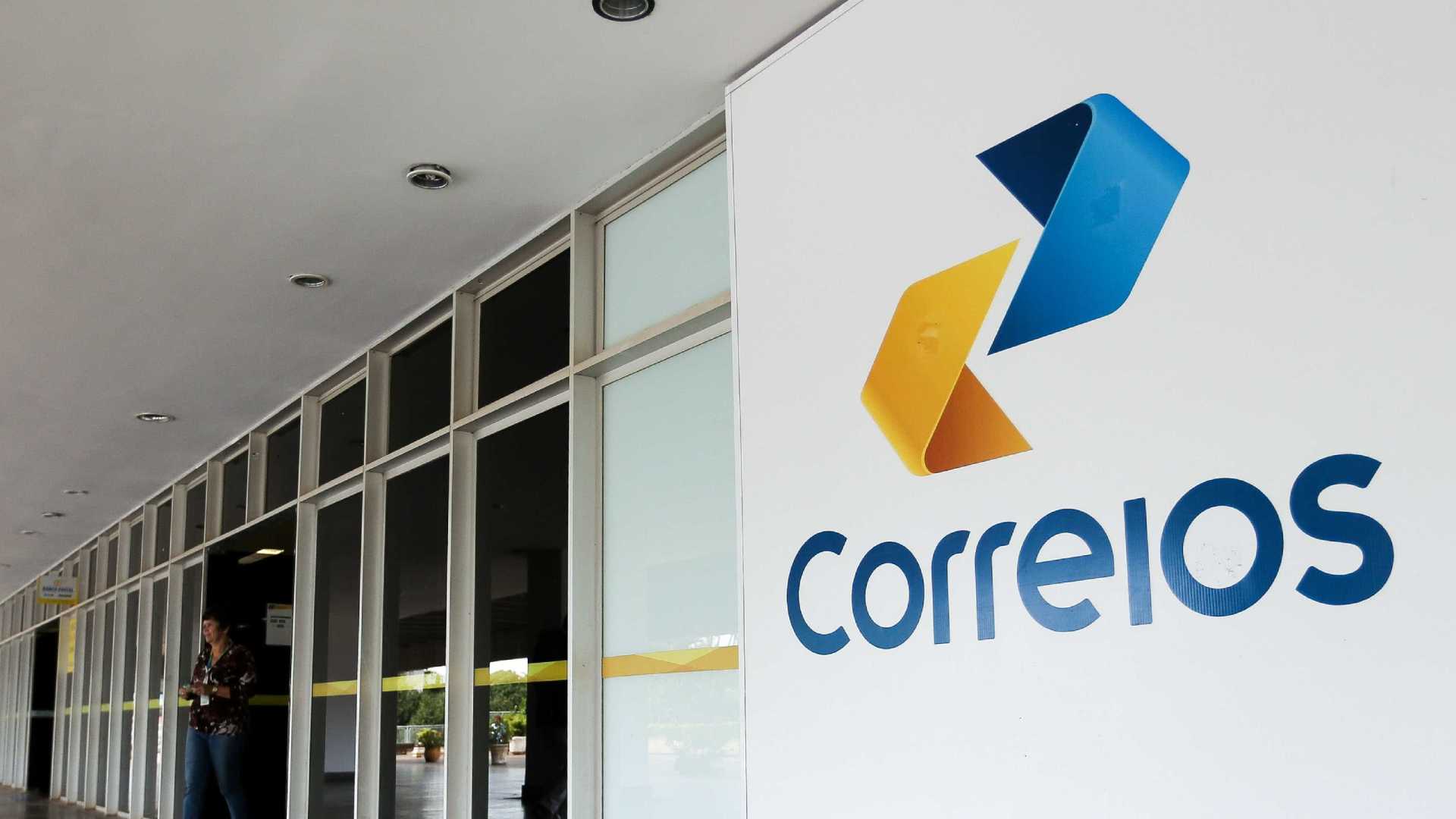 Queda em roubos de carga faz Correios retirarem taxa para encomendas