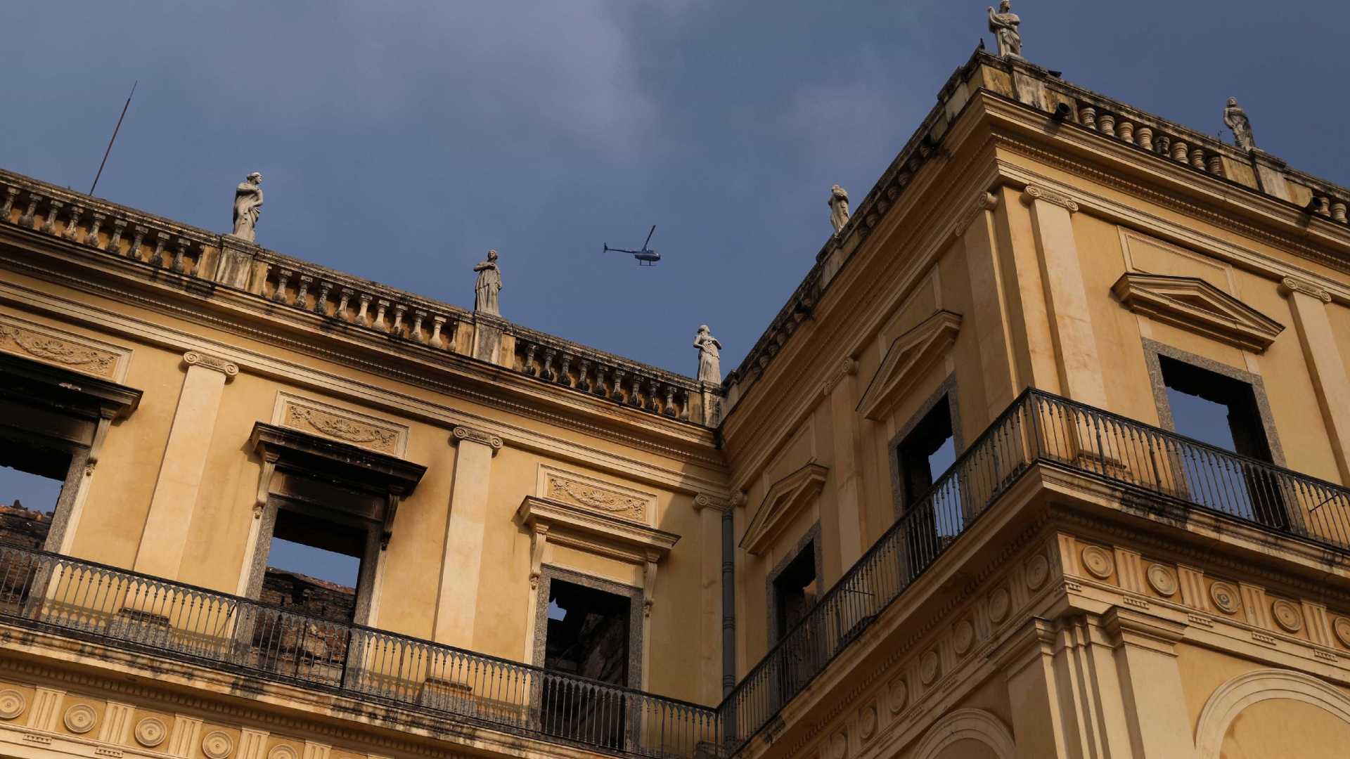 Rocha mais antiga do sistema solar é recuperada no Museu Nacional