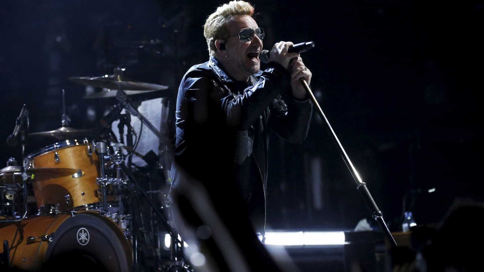 Carnaval vai virar parada militar, diz Bono sobre eleição de Bolsonaro