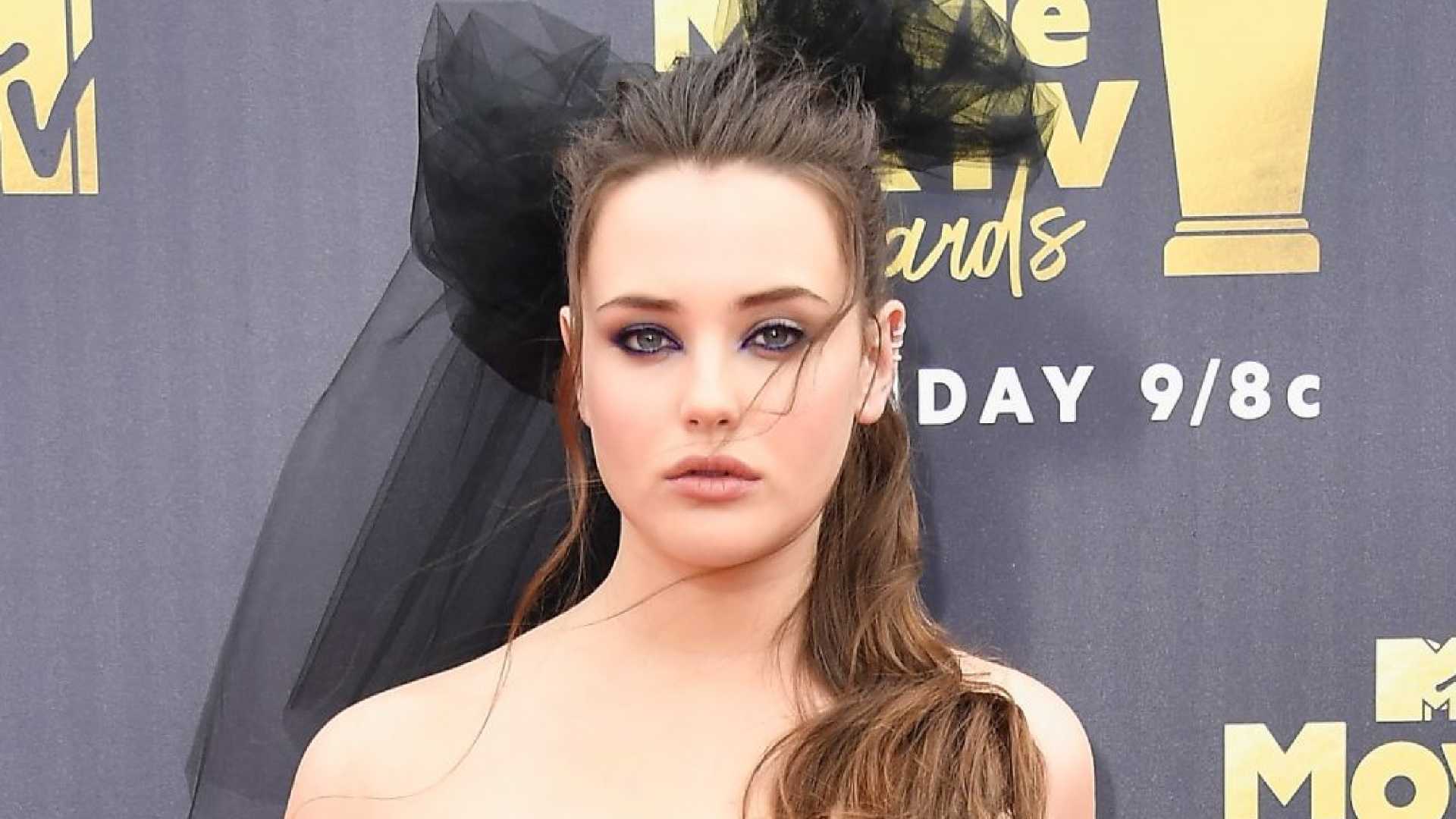 Estrela de ’13 Reasons Why’ grava cenas para próximo ‘Vingadores’