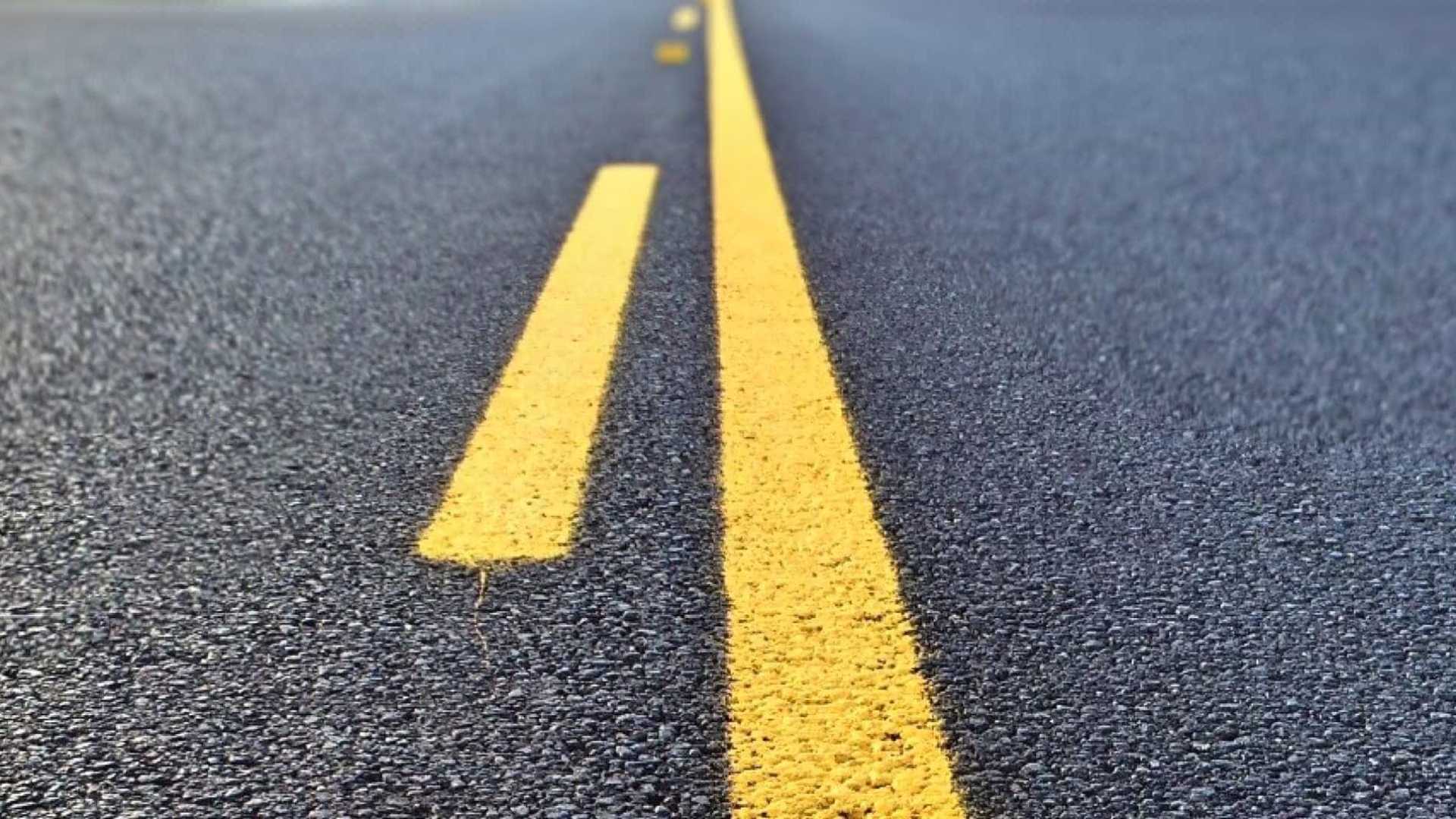 Acidente entre ônibus e caminhão deixa ao menos dez feridos em SP