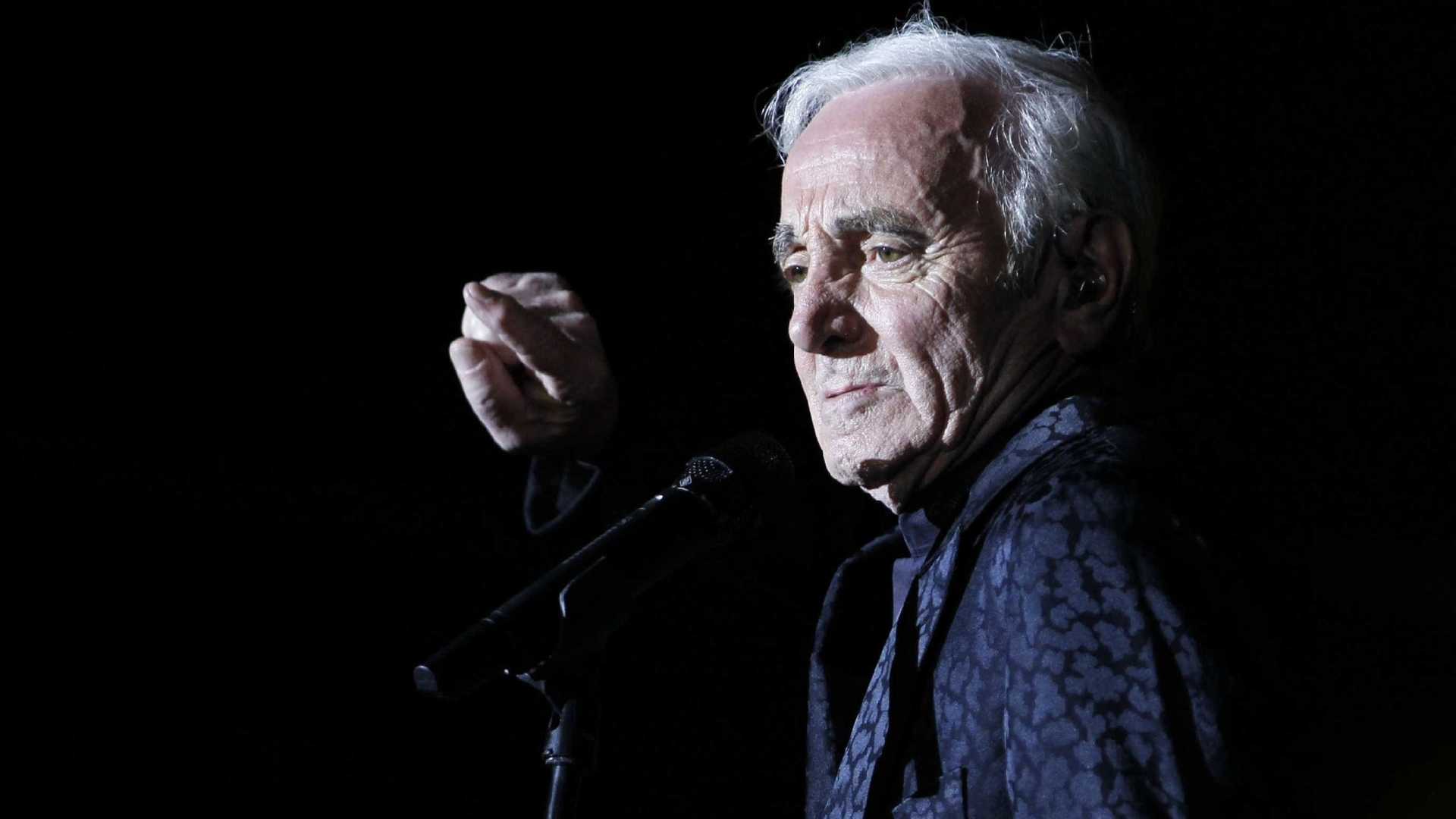 Morre aos 94 anos o cantor francês Charles Aznavour