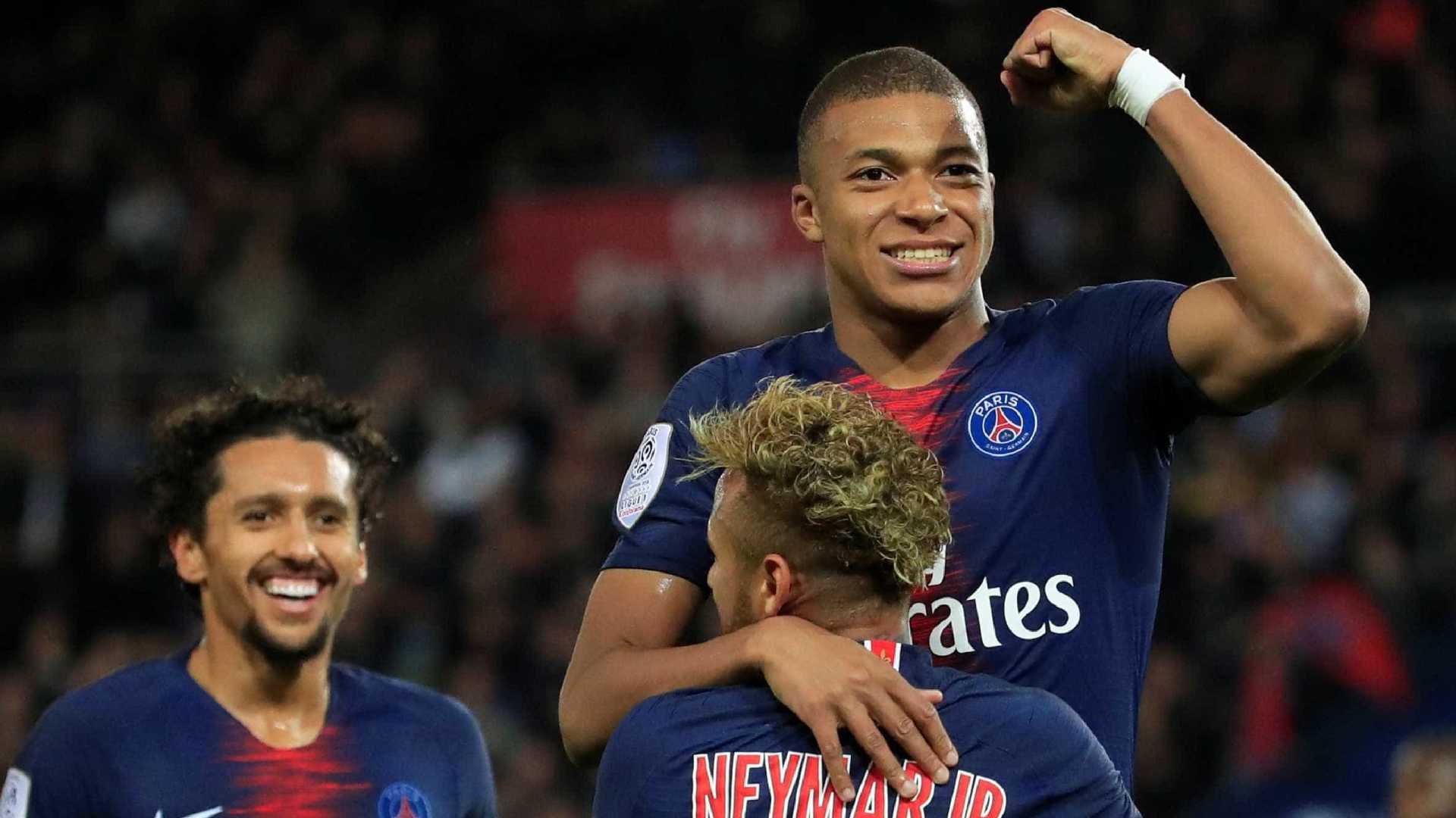 Mbappé desequilibra com quatro gols em vitória do PSG sobre o Lyon