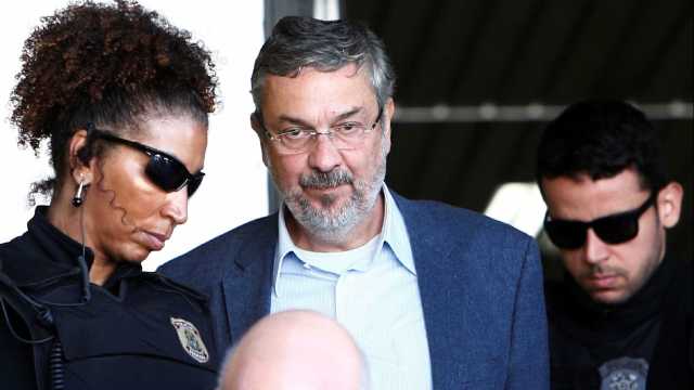 Palocci fecha nova delação e cita Lula e Dilma