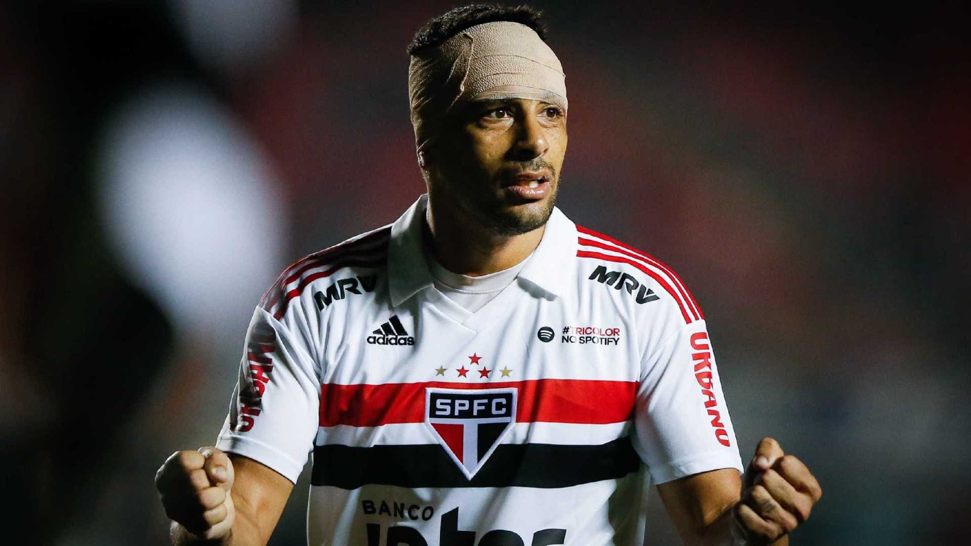 Diego Souza se recupera e pode reforçar São Paulo contra o Cruzeiro