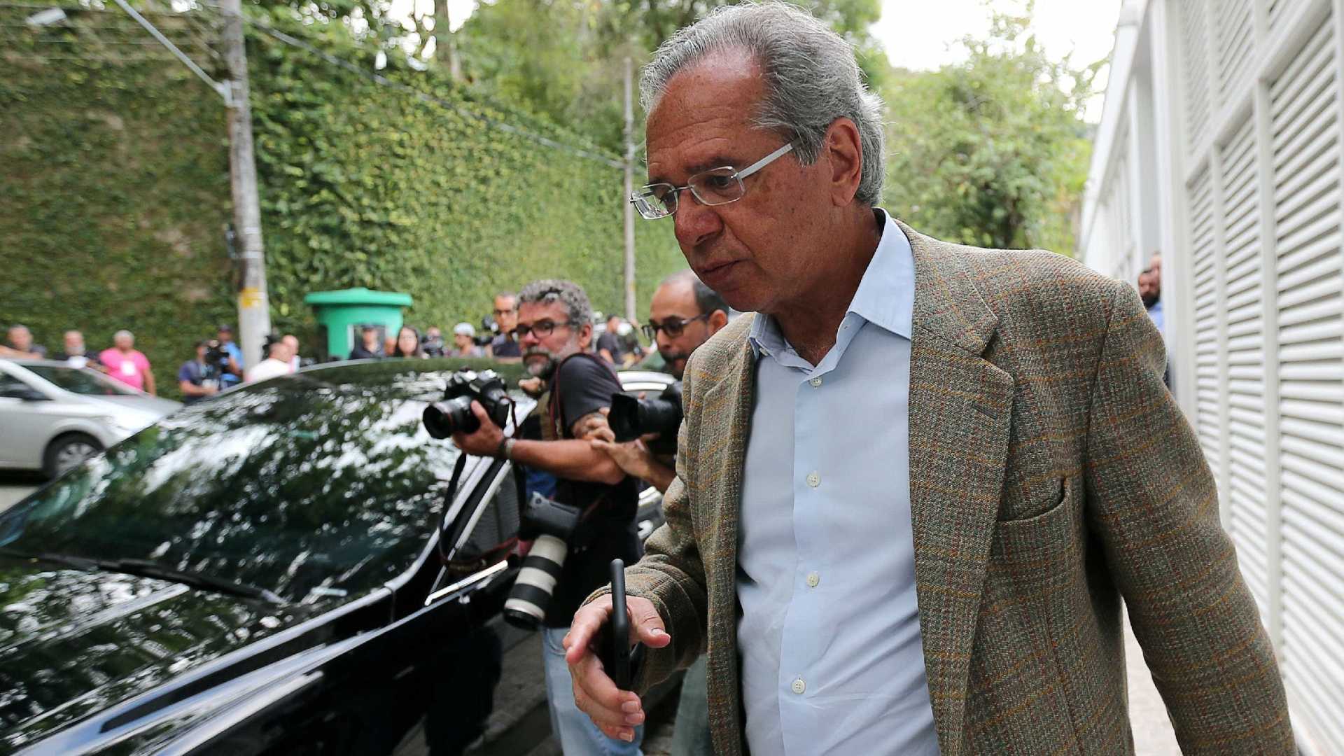 Planos econômicos fizeram fortuna de Paulo Guedes