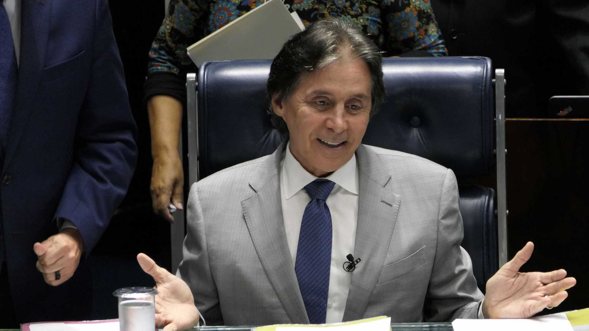 Reforma da Previdência deve ser tocada por próximo governo, diz Eunício