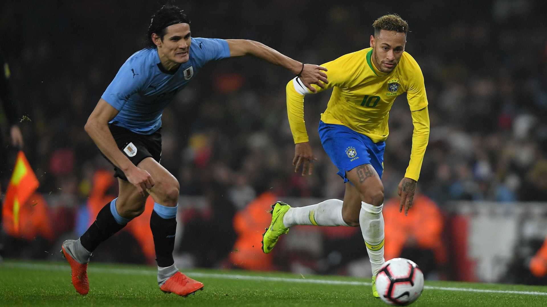 Neymar e Cavani minimizam jogo ‘pegado’ em vitória do Brasil