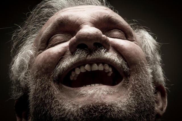 Exposição homenageia 70 anos do escritor Raimundo Carreiro, no Recife