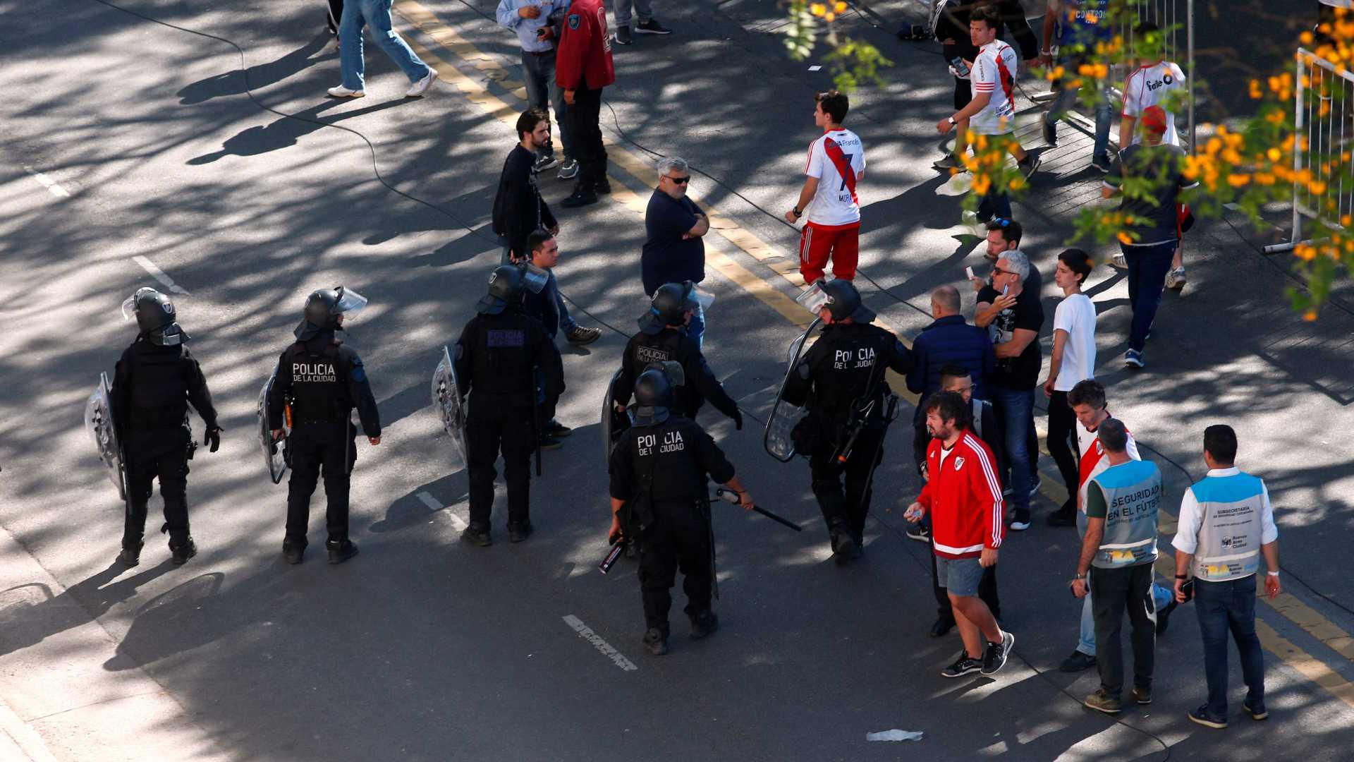 Jogadores do Boca temem doping por tomarem remédios após ataques