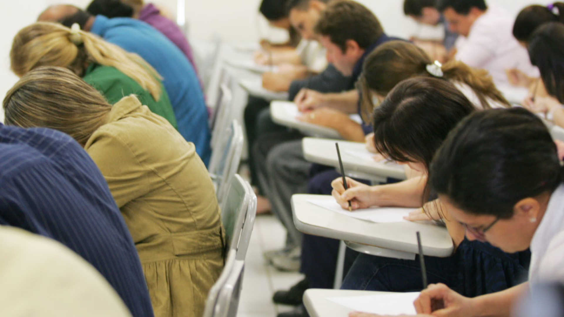 Mais de 150 concursos oferecem 14 mil vagas de trabalho pelo país