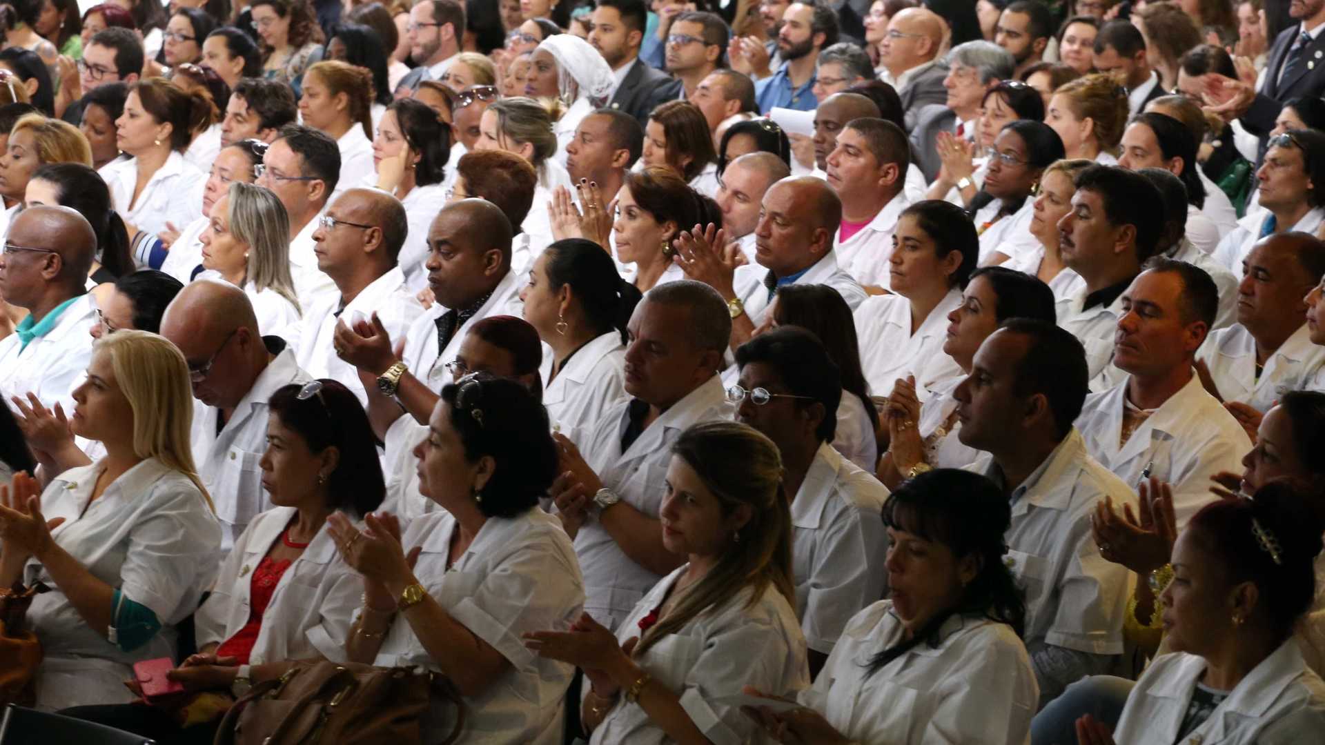 Mais Médicos: menos de 10% dos inscritos se apresentaram para trabalhar