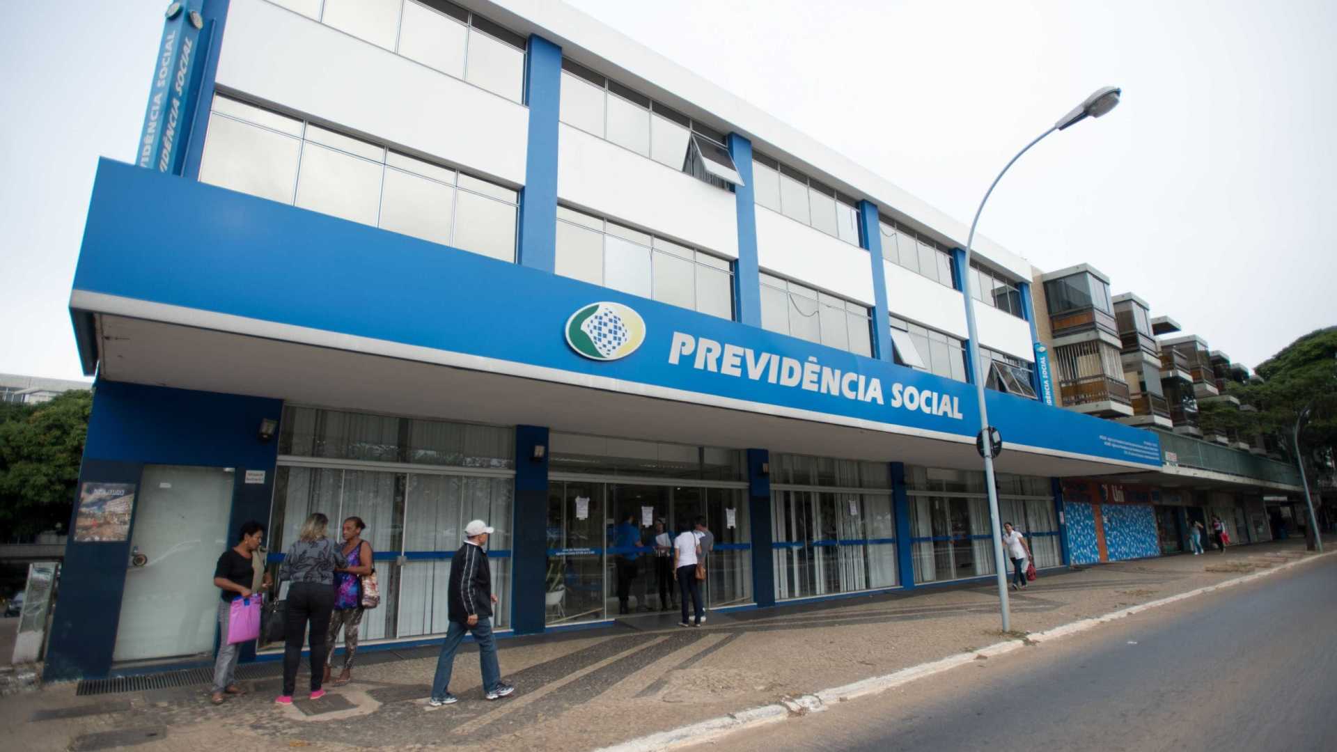 Teto do INSS pode ir para R$ 5.883 no próximo ano