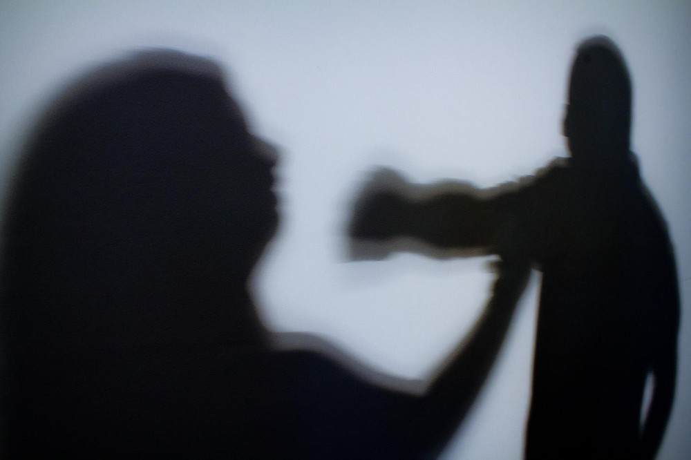 Lei estadual obriga hospitais a priorizar atendimento a mulheres vítimas de violência em PE