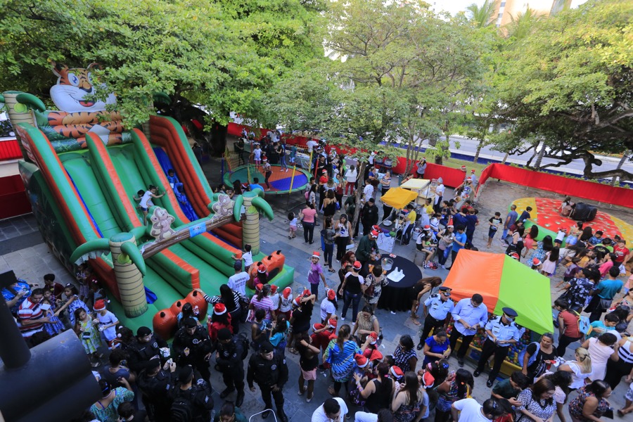 Crianças e adolescentes de abrigos e instituições fazem a festa no Natal do Acolhimento
