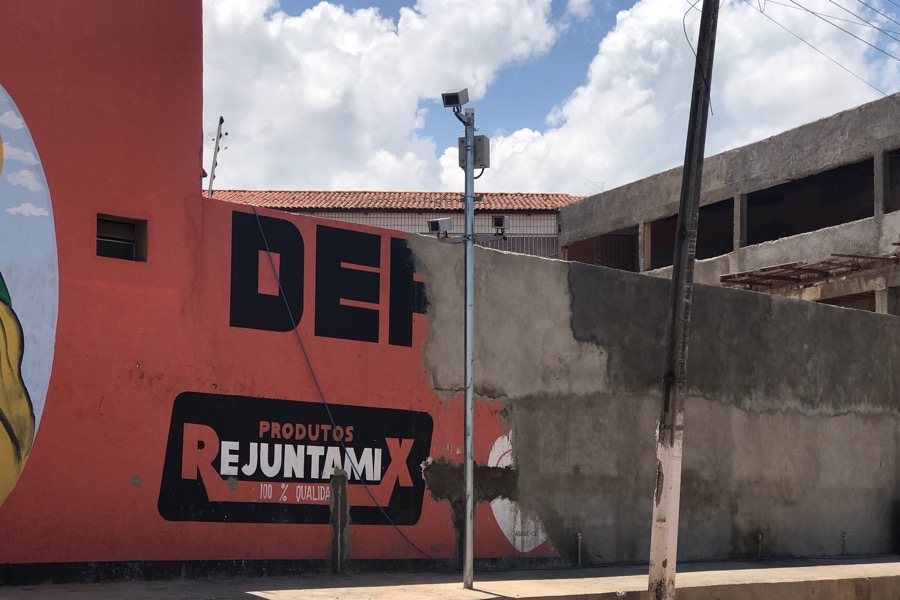 Novo redutor de velocidade é instalado em Avenida Tomás Osterne de Alencar na cidade de Crato-CE
