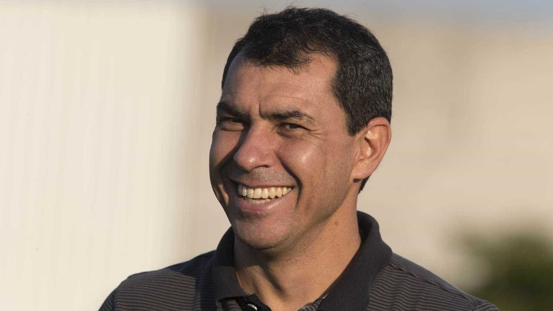 Carille terá nove caras novas no elenco em retorno ao Corinthians