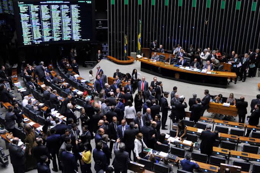 Câmara aprova flexibilização na LRF e prefeitos respiram aliviados