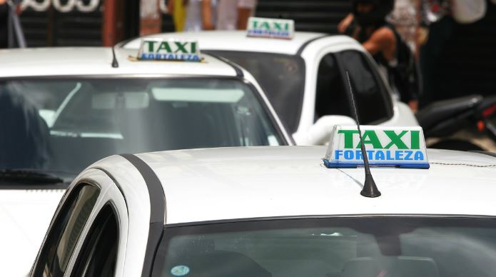Taxista é baleado e passageiro morto nesta segunda-feira em Fortaleza