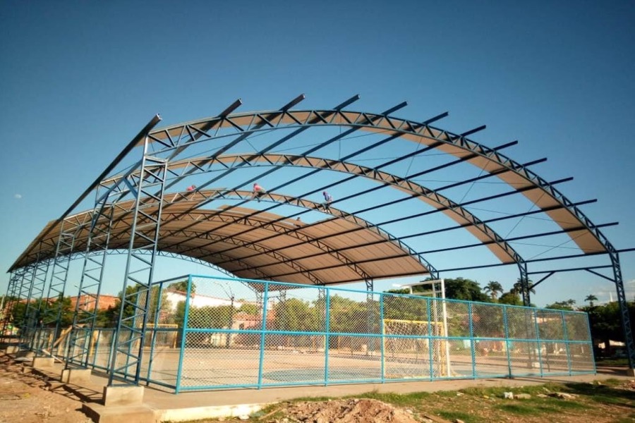 SEINFRA Crato finaliza a coberta da Quadra do Gesso