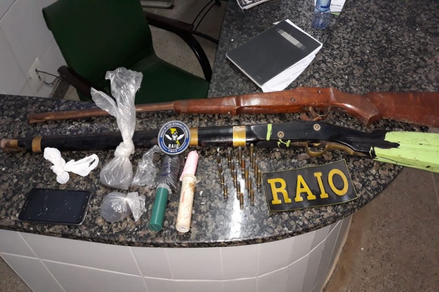 Mais duas armas de fogo e drogas foram apreendidas na cidade de Crato-CE