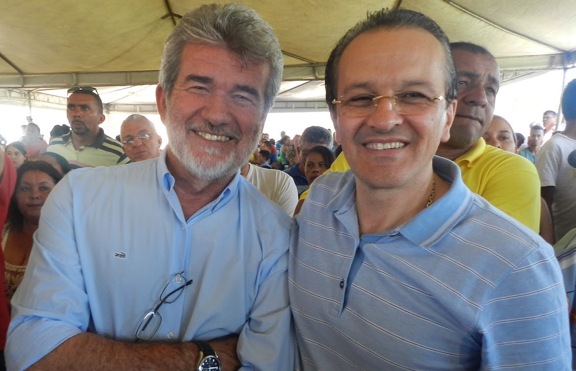 Câmara de Juazeiro do Norte recebe pedido de afastamento do prefeito e vice