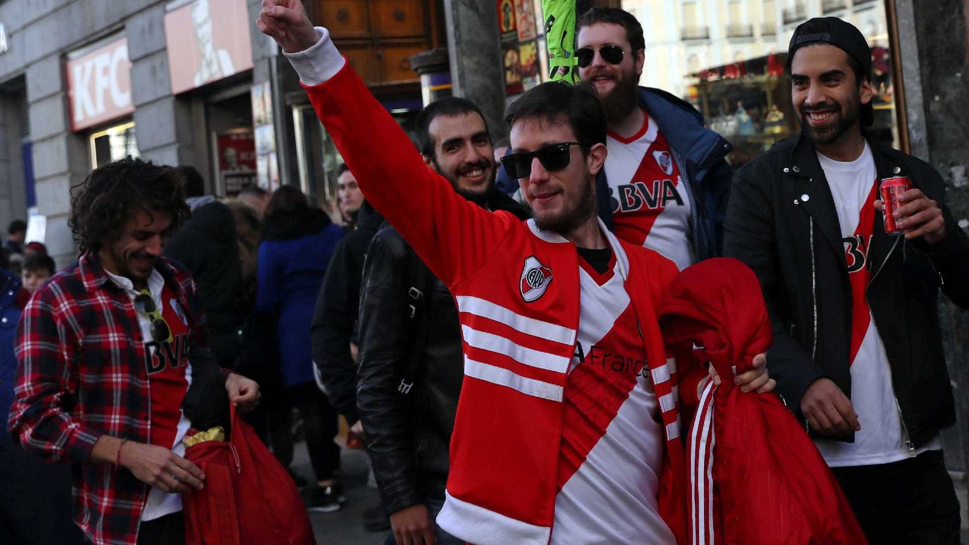 Polícia espanhola deporta torcedor do River Plate ‘de alto risco’