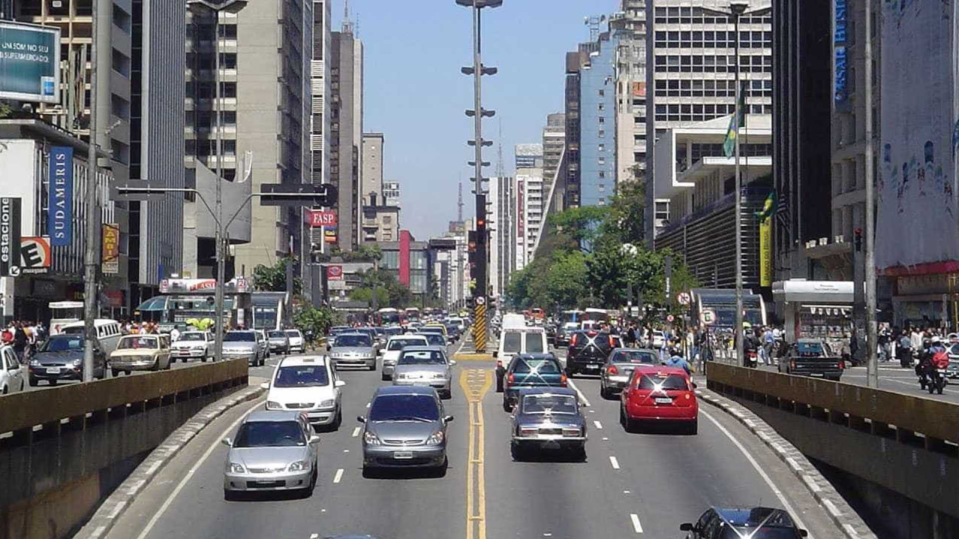 OMS sugere limite de 50 km/h em ruas do País