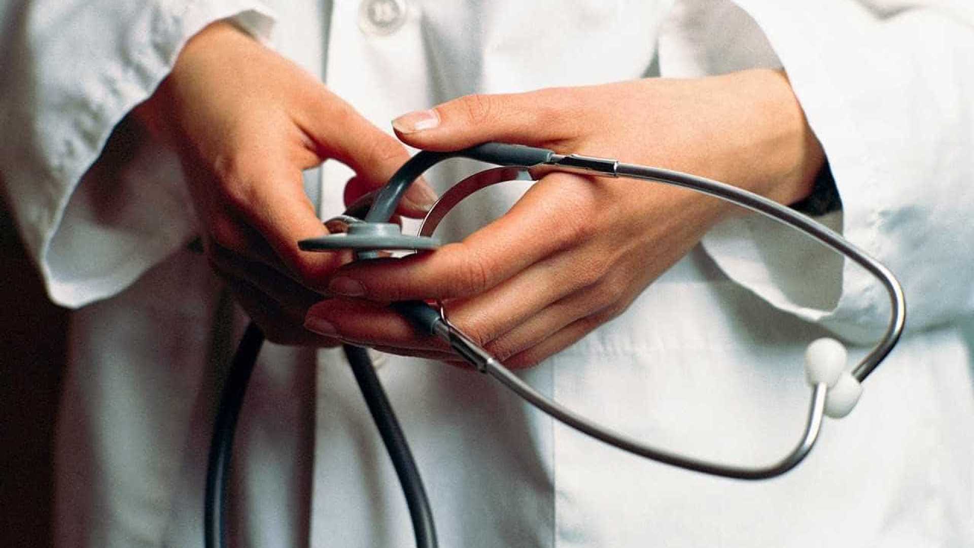 Mais Médicos recebe até hoje inscrições de formados no exterior