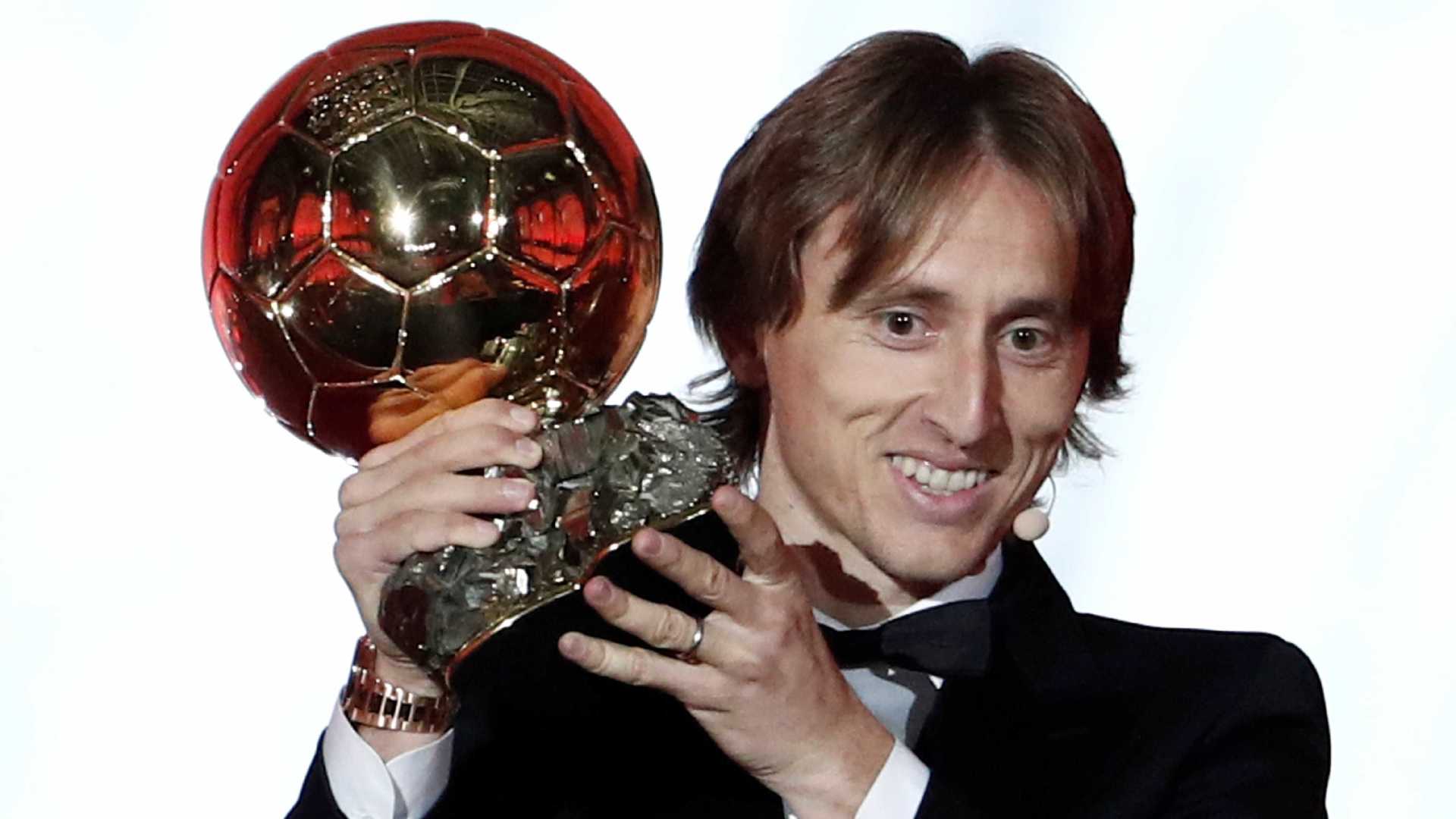 Modric diz não estar no mesmo patamar de Messi e Cristiano Ronaldo