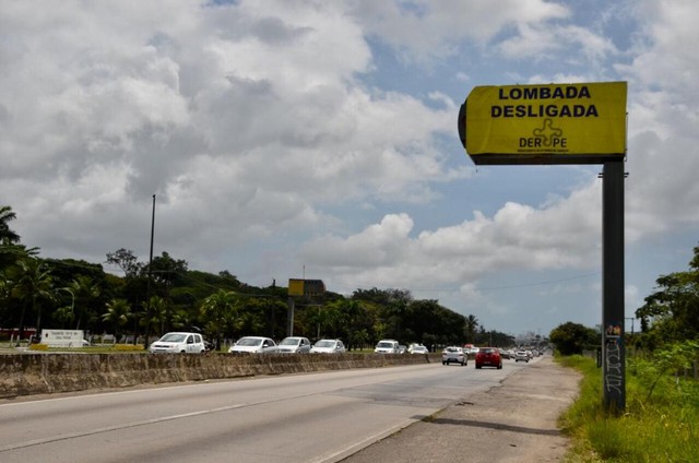 Ano Novo tem lombadas desligadas e fiscalização reforçada em estradas do Grande Recife