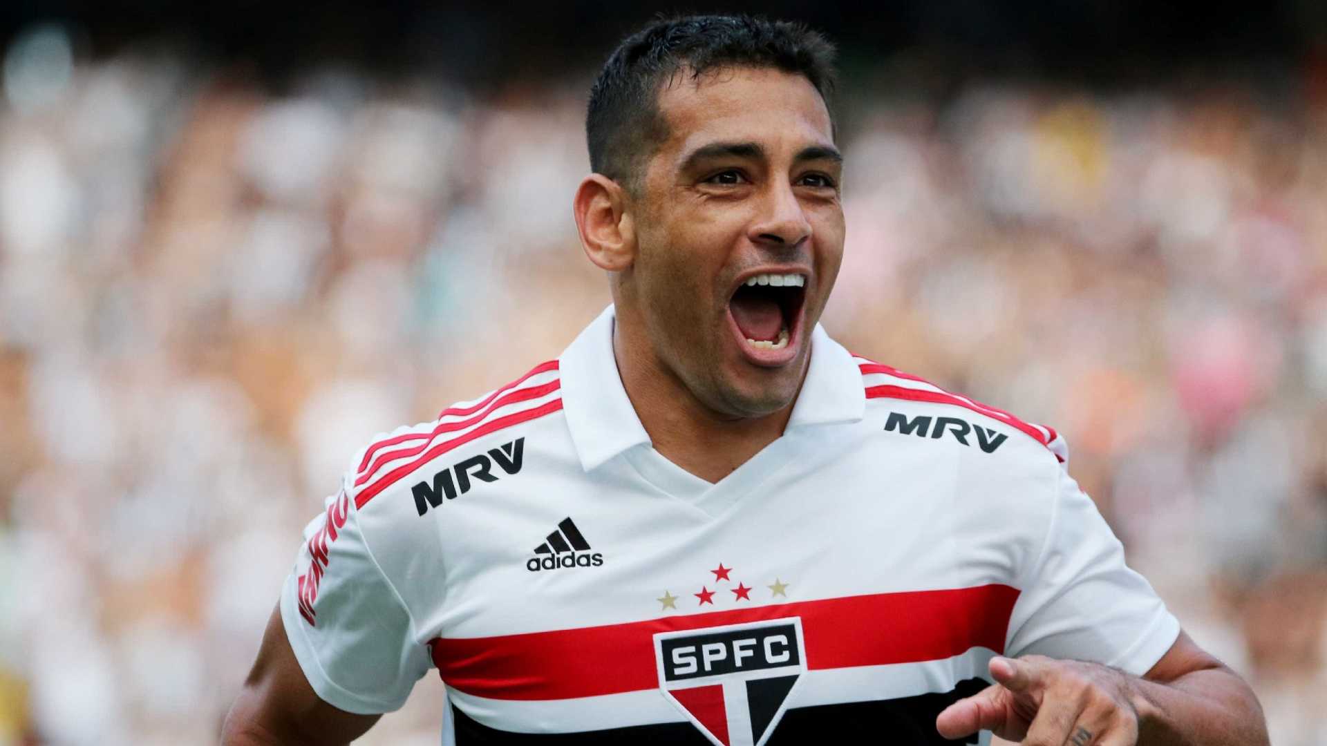 São Paulo dá última cartada para chegar ao G4 do Brasileiro