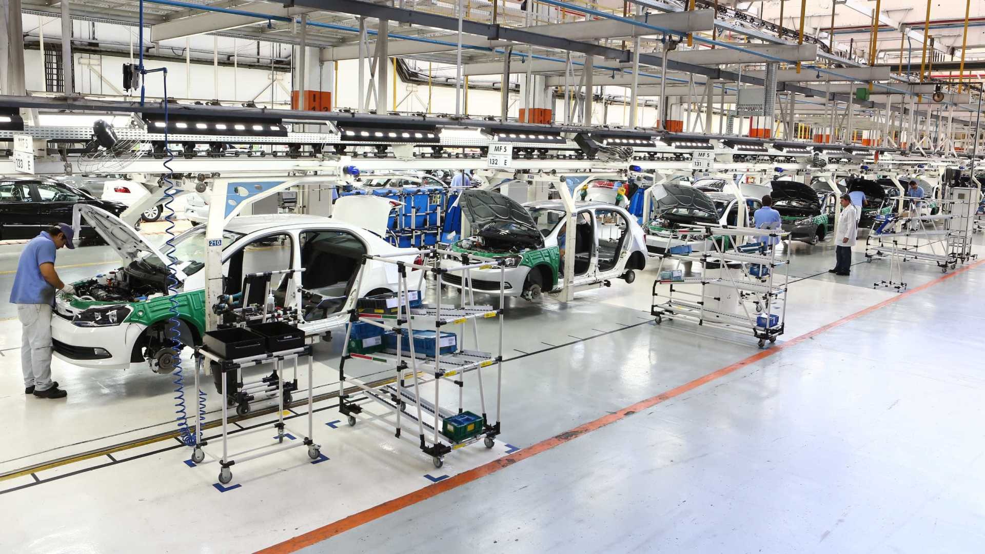 Economia chega ao fim do ano sem apresentar sinais sólidos de retomada